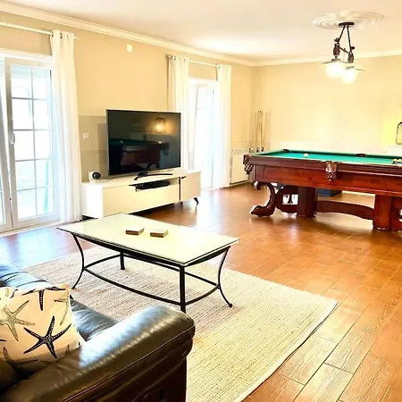 בית נופש Antonio's Captain House Close To Beaches