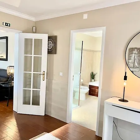 펜션 Antonio's Captain House Close To Beaches *